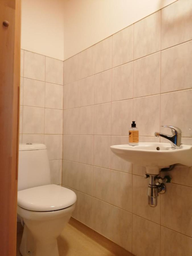 Stalbe Guest House Unguri מראה חיצוני תמונה