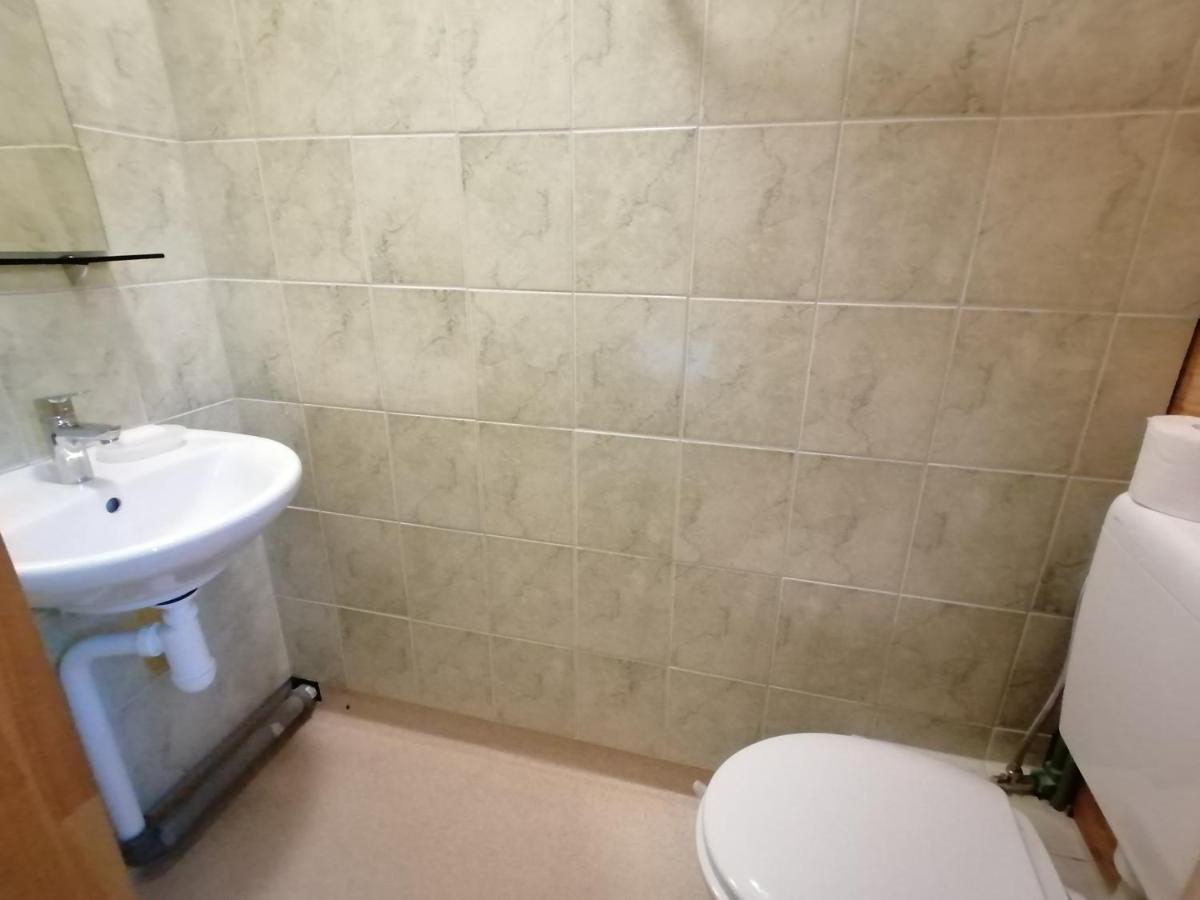 Stalbe Guest House Unguri מראה חיצוני תמונה