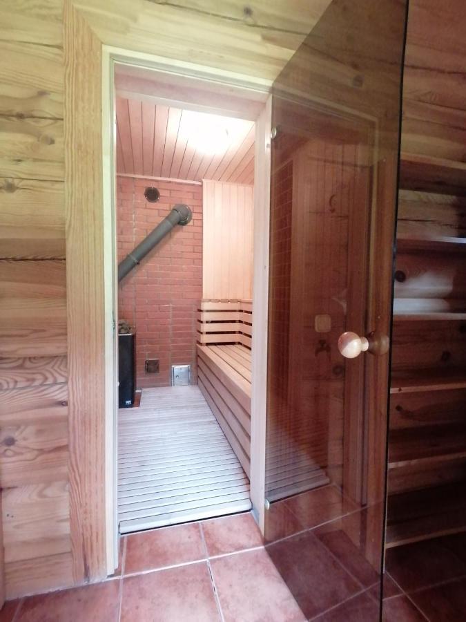 Stalbe Guest House Unguri מראה חיצוני תמונה